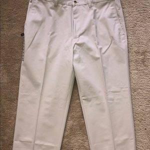 Haggar Mitchell Khaki 
Plain Front Oatmeal